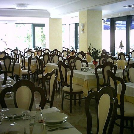 Hotel Misano Misano Adriatico Kültér fotó