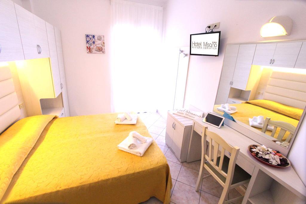 Hotel Misano Misano Adriatico Kültér fotó