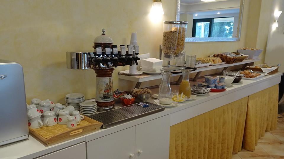 Hotel Misano Misano Adriatico Kültér fotó